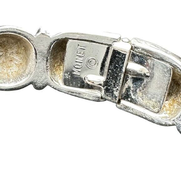 MONET 5 Piece Vintage Jewelry Lot 3 Bracelets 2 Necklaces Silver Tone and White - Picture 9 of 9